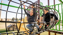 Henderson_20Park-TX-Playgrounds-SRPFX-50302-View-02